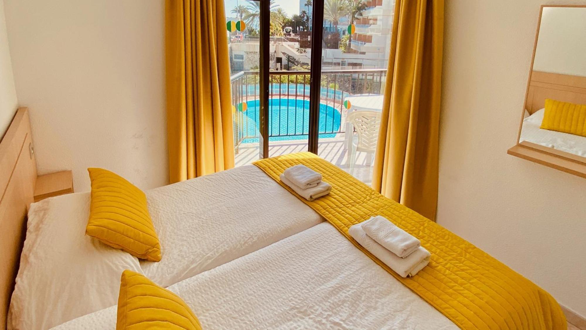 Sunny Apartment Near The Beach Playa del Ingles  Exterior photo